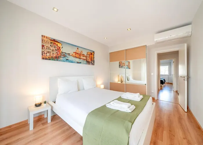 Guestready - Retreat In * Almada