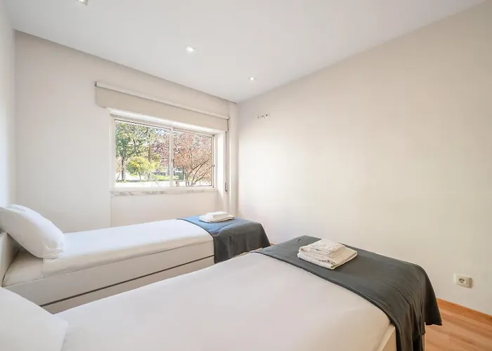 Guestready - Retreat In * Almada